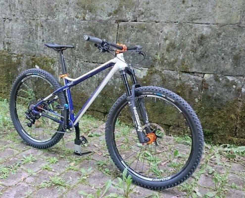 VELOCITA | CUSTOM BICYCLES